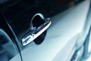 AUTOMOTIVE & CAR REFINISHING INDUSTRY